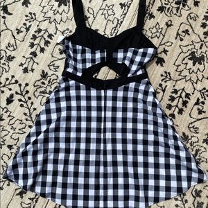 NWT CR Patterned Cutout Dress!✨